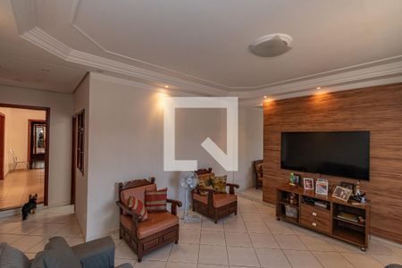 Sala de Estar/TV de casa à venda com 4 quartos, 350m² em Taquaral, Campinas
