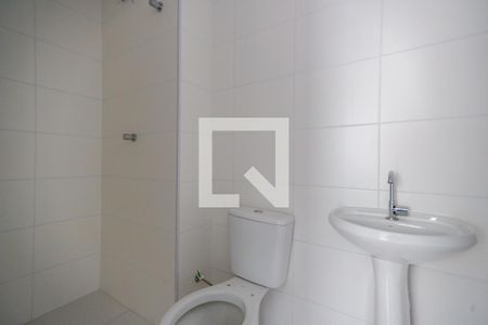 Banheiro de apartamento para alugar com 1 quarto, 28m² em Vila Guilherme, São Paulo