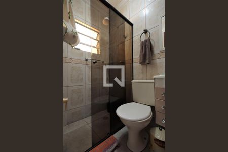 Banheiro da Suíte de casa à venda com 3 quartos, 180m² em Cidade Martins, Guarulhos