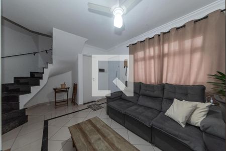 Sala de casa de condomínio à venda com 2 quartos, 104m² em Vila Gumercindo, São Paulo
