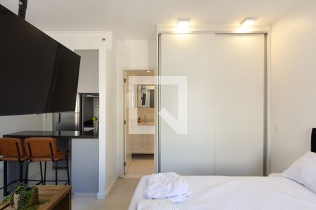 Studio à venda com 32m², 1 quarto e 1 vaga Studio à venda com 32m², 1 quarto e 1 vagaStudio