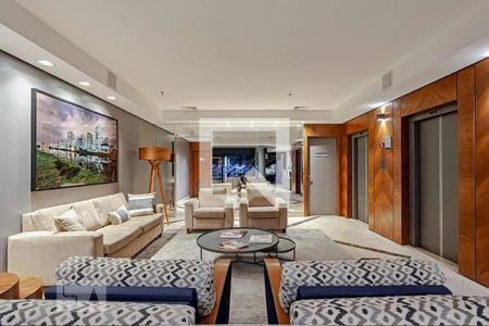 Studio à venda com 32m², 1 quarto e 1 vaga Studio à venda com 32m², 1 quarto e 1 vagaHall social