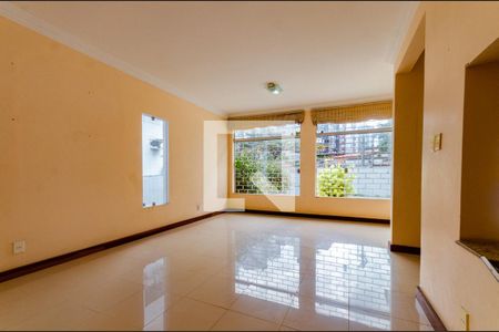 Sala 1 de casa para alugar com 5 quartos, 421m² em Pituba, Salvador