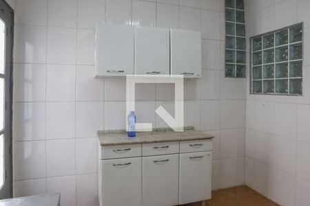 Casa à venda com 180m², 3 quartos e sem vaga Casa à venda com 180m², 3 quartos e sem vagaCozinha