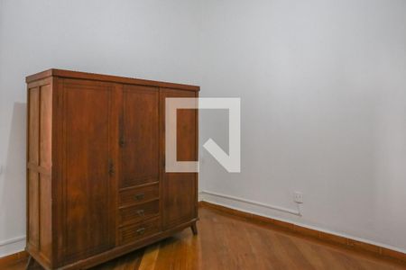 Casa à venda com 180m², 3 quartos e sem vaga Casa à venda com 180m², 3 quartos e sem vagaQuarto 2