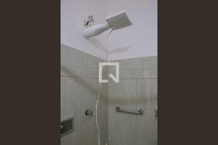 Casa à venda com 180m², 3 quartos e sem vaga Casa à venda com 180m², 3 quartos e sem vagaBanheiro