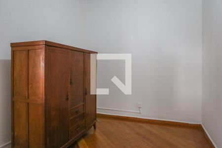 Casa à venda com 180m², 3 quartos e sem vaga Casa à venda com 180m², 3 quartos e sem vagaQuarto 2