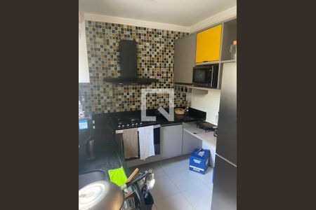 Casa para alugar com 680000m², 3 quartos e 10 vagas Casa para alugar com 680000m², 3 quartos e 10 vagasCozinha