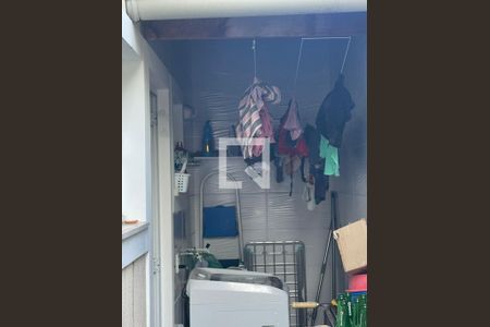 Casa para alugar com 680000m², 3 quartos e 10 vagas Casa para alugar com 680000m², 3 quartos e 10 vagasÁrea de Serviço