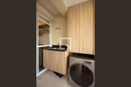 Apartamento à venda com 65m², 1 quarto e 1 vaga Apartamento à venda com 65m², 1 quarto e 1 vagaÁrea de Serviço