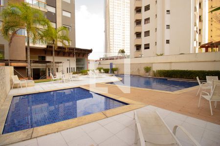 Apartamento à venda com 65m², 1 quarto e 1 vaga Apartamento à venda com 65m², 1 quarto e 1 vagaÁrea comum - Piscina
