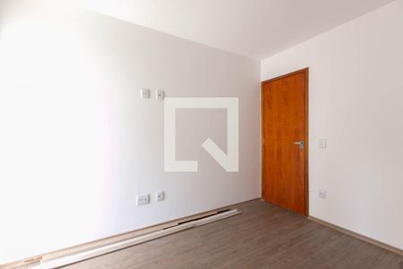 Casa à venda com 120m², 3 quartos e 2 vagas Casa à venda com 120m², 3 quartos e 2 vagasSuíte