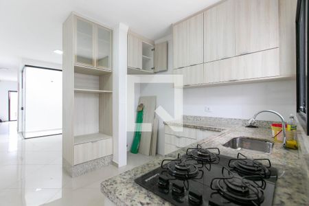 Casa à venda com 120m², 3 quartos e 2 vagas Casa à venda com 120m², 3 quartos e 2 vagasCozinha - Armários