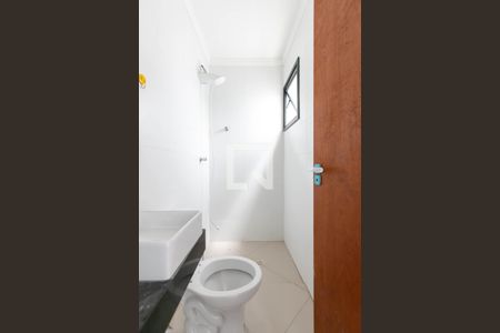 Casa à venda com 120m², 3 quartos e 2 vagas Casa à venda com 120m², 3 quartos e 2 vagasBanheiro