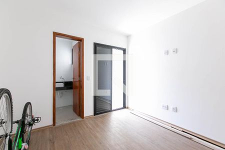 Casa à venda com 120m², 3 quartos e 2 vagas Casa à venda com 120m², 3 quartos e 2 vagasSuíte