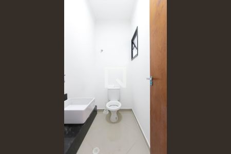 Casa à venda com 120m², 3 quartos e 2 vagas Casa à venda com 120m², 3 quartos e 2 vagasLavabo