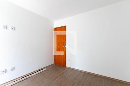 Casa à venda com 120m², 3 quartos e 2 vagas Casa à venda com 120m², 3 quartos e 2 vagasSuíte