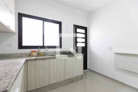 Casa à venda com 120m², 3 quartos e 2 vagas Casa à venda com 120m², 3 quartos e 2 vagasCozinha - Armários