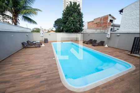Apartamento para alugar com 75m², 2 quartos e 1 vaga Apartamento para alugar com 75m², 2 quartos e 1 vagaÁrea comum - Piscina
