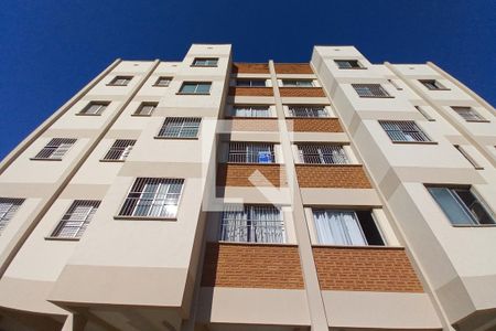Apartamento à venda com 62m², 2 quartos e 1 vagaFachada do Bloco