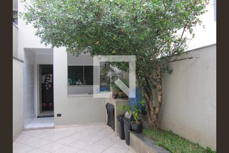 Casa para alugar com 148m², 3 quartos e 2 vagasQuintal