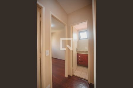 Corredor - Quartos de apartamento para alugar com 2 quartos, 59m² em Saúde, São Paulo