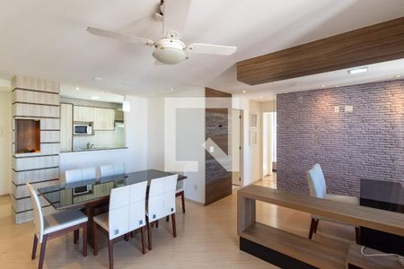 Sala 1 ambiente  de apartamento para alugar com 2 quartos, 75m² em Usina Piratininga, São Paulo
