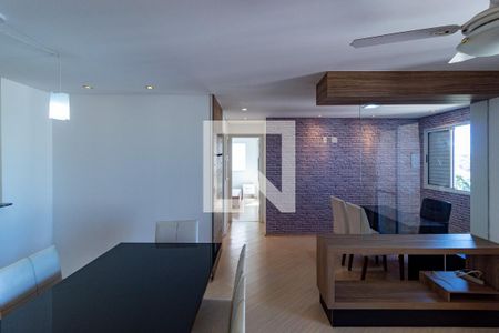 Sala 1 ambiente  de apartamento para alugar com 2 quartos, 75m² em Usina Piratininga, São Paulo