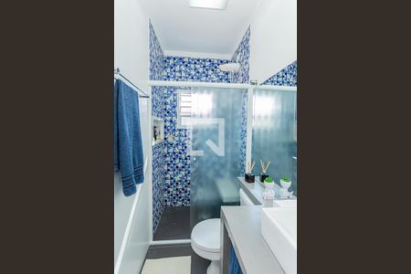 Casa à venda com 240m², 3 quartos e 3 vagasBanheiro suite 1