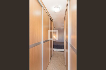 Casa à venda com 240m², 3 quartos e 3 vagasCloset suite 2