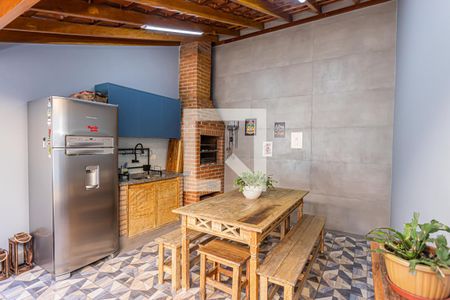 Casa à venda com 240m², 3 quartos e 3 vagasÁrea de serviço e espaço gourmet