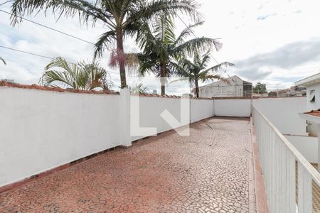 Casa à venda com 268m², 4 quartos e 3 vagasQuintal