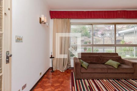 Sala de casa à venda com 4 quartos, 268m² em Cursino, São Paulo