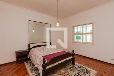 Casa à venda com 268m², 4 quartos e 3 vagasQuarto 2