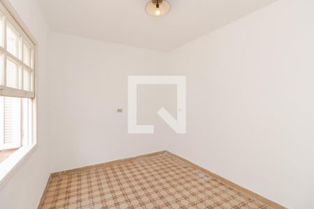 Casa à venda com 268m², 4 quartos e 3 vagasSala de Serviço