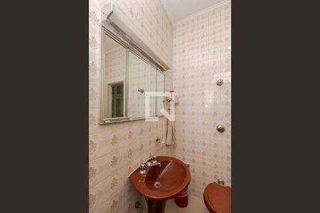 Casa à venda com 268m², 4 quartos e 3 vagasBanheiro 