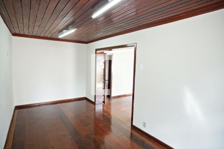 Casa para alugar com 250m², 4 quartos e 2 vagasSala 2