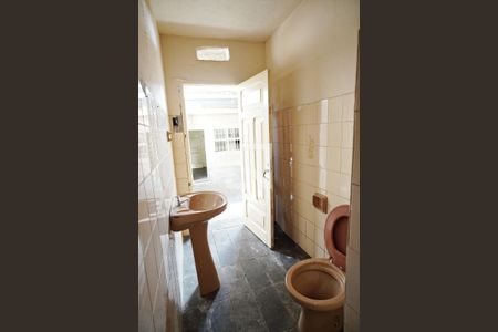 Casa para alugar com 250m², 4 quartos e 2 vagasBanheiro 3