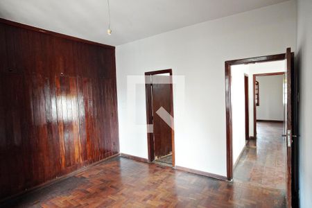 Casa para alugar com 250m², 4 quartos e 2 vagasQuarto 4