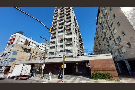 Studio à venda com 2552m², 1 quarto e 1 vaga Studio à venda com 2552m², 1 quarto e 1 vagaFachada