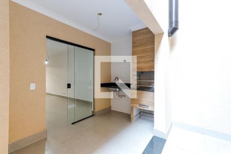 Casa à venda com 120m², 3 quartos e 2 vagasChurrasqueira