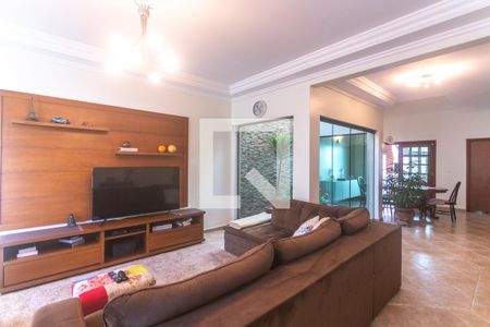 Sala de estar de casa à venda com 3 quartos, 407m² em Dos Casa, São Bernardo do Campo