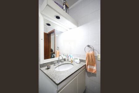 Casa à venda com 280m², 3 quartos e 3 vagasBanheiro da Suíte 1