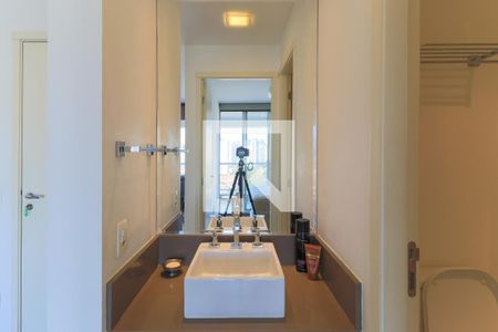 Banheiro de apartamento para alugar com 1 quarto, 44m² em Brooklin, São Paulo