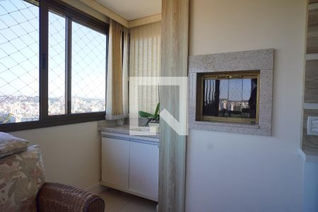 Sala de apartamento à venda com 2 quartos, 98m² em Petrópolis, Porto Alegre