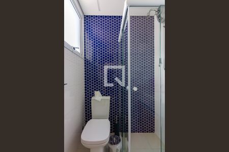 Banheiro  de apartamento à venda com 3 quartos, 76m² em Vila Osasco, Osasco