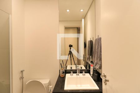 Banheiro de kitnet/studio à venda com 1 quarto, 29m² em Vila Cordeiro, São Paulo