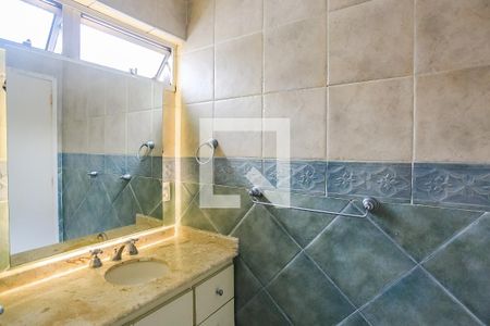 Apartamento à venda com 128m², 3 quartos e 2 vagas Apartamento à venda com 128m², 3 quartos e 2 vagasBanheiro