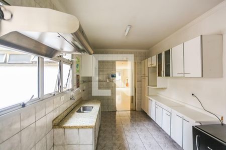 Apartamento à venda com 128m², 3 quartos e 2 vagas Apartamento à venda com 128m², 3 quartos e 2 vagasCozinha