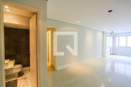 Apartamento à venda com 128m², 3 quartos e 2 vagas Apartamento à venda com 128m², 3 quartos e 2 vagasSala